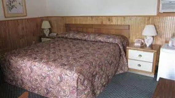 Brookside Motel | New York - George Gölü (ve civarı) - Lake George