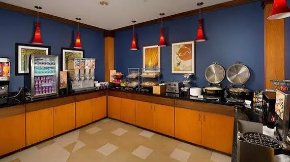 Fairfield Inn & Suites Miami Airport South | Florida - Miami (ve civarı) - Miami