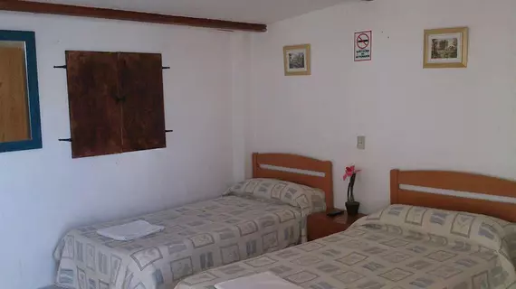 Pension Los Faroles | Andalucia - Malaga İli - Fuengirola