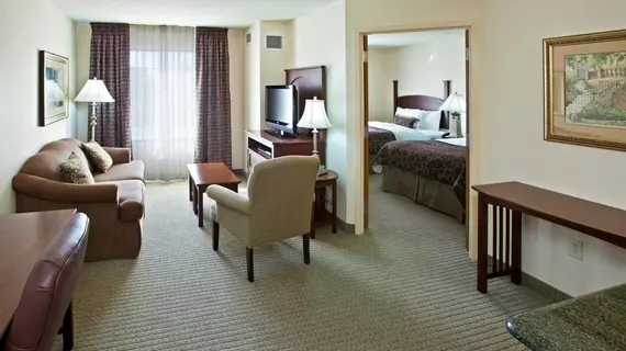 Staybridge Suites Indianapolis Downtown-Convention Center | Indiana - Indianapolis (ve civarı) - Indianapolis - Indianapolis Merkezi