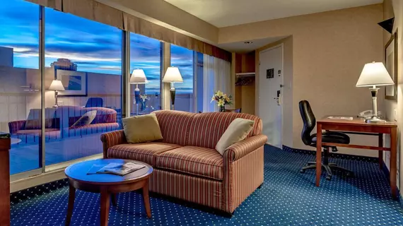 Best Western Plus Suites Downtown Calgary | Alberta - Calgary (ve civarı) - Calgary - Beltline