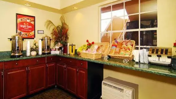 Econo Lodge Inn & Suites Maingate Central | Florida - Orlando (ve civarı) - Lake Buena Vista - Disney's Maingate East