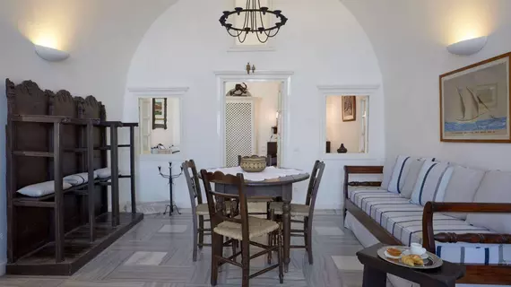 Cori Rigas Suites | Ege Adaları - Santorini