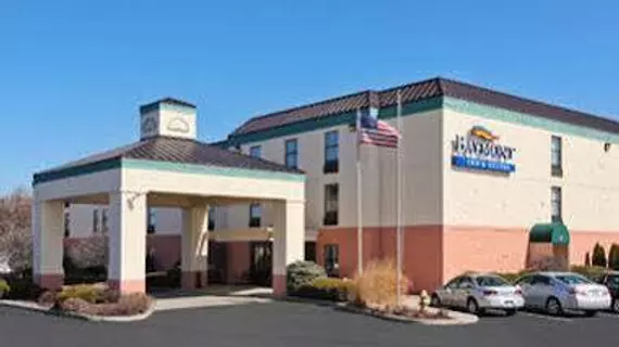 Days Inn And Suites Lafayette, IN | Indiana - Lafayette (ve civarı) - Lafayette