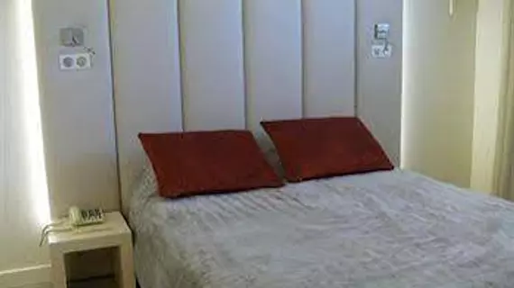 Hostellerie des Criquets | Nouvelle-Aquitaine - Gironde (bölge) - Bordeaux (ve civarı) - Blanquefort