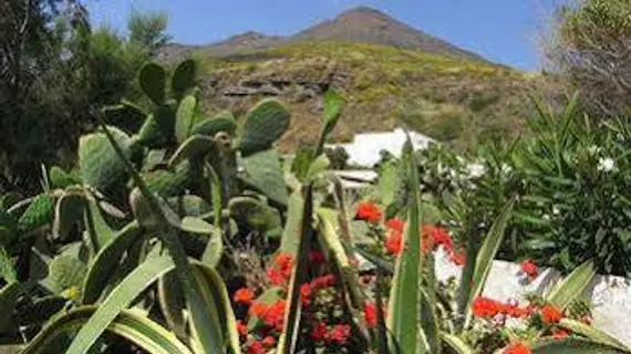 Pensione La Nassa | Sicilya - Messina (vilayet) - Stromboli