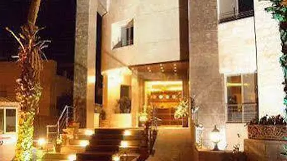 Beity Rose Suites Hotel | Amman İli - Amman (ve civarı) - Amman