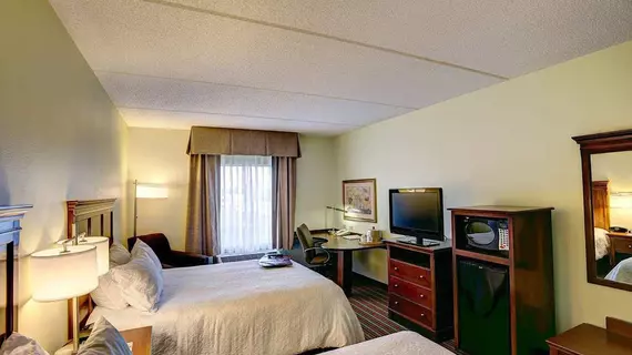 Hampton Inn & Suites Frederick/Fort Detrick | Maryland - Frederick (ve civarı) - Frederick