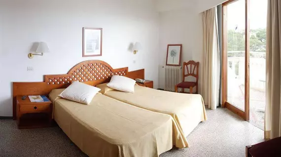 Hotel Pinos Playa | Balearic Adaları - Mayorka Adası - Campos - Migjorn