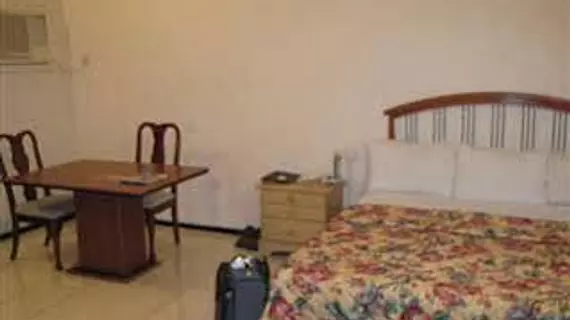 Embassy Court Hotel | Lagos (ve civarı) - Lekki - Lekki Kademe 1