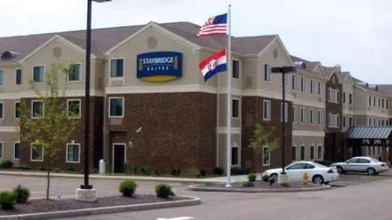 Staybridge Suites O'Fallon Chesterfield | Missouri - St. Louis (ve civarı) - O'Fallon