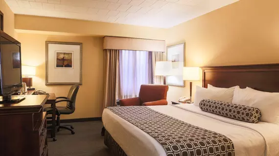 Crowne Plaza Hotel Paramus | New Jersey - Fort Lee - Paramus (ve civarı) - Paramus