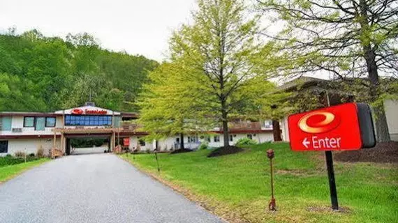 Econo Lodge Clarks Summit | Pensilvanya - Scranton (ve civarı) - Clarks Summit - Chinchilla