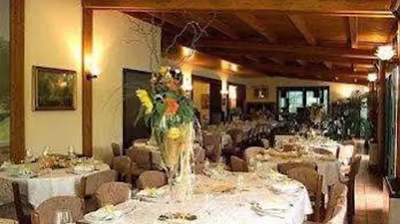 Hotel Ristorante Giordano | Lombardy - Bergamo - Bergamo (ve civarı) - Cavernago