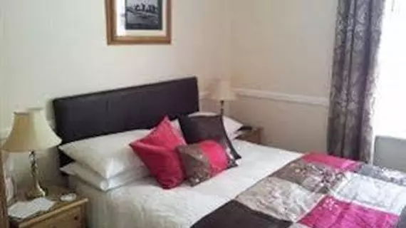 Boyne House Guest House | Doğu Sussex (kontluk) - Eastbourne - Eastbourne Deniz Kıyısı - Eastbourne City Centre