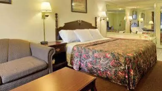 Days Inn Goodlettsville | Tennessee - Nashville-Davidson - Nashville (ve civarı) - Goodlettsville