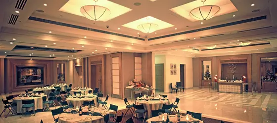 Park Plaza, Noida | Batı Delhi - Ulusal Eyalet Başkenti Delhi - Delhi (ve civarı) - Noida