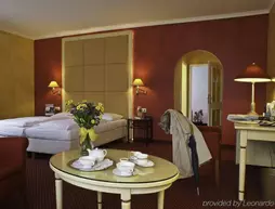 Romantik Hotel Goldene Traube | Bavyera - Yukarı Franconia - Coburg