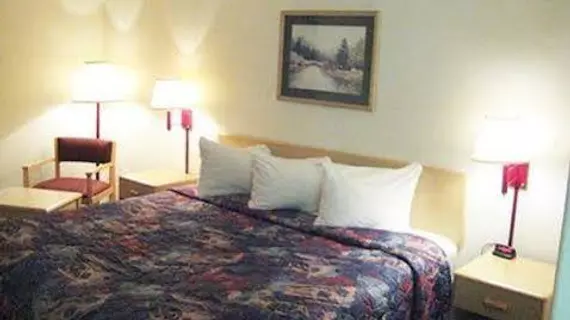 Quality Inn & Suites Lakewood | Kolorado - Denver (ve civarı) - Lakewood