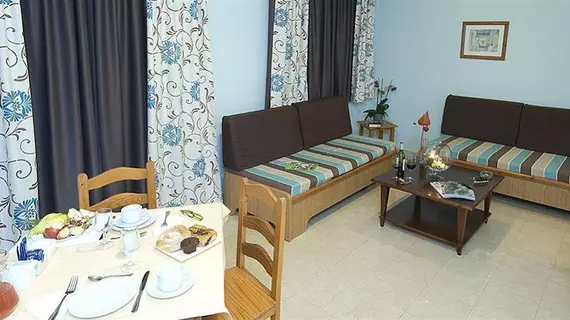 Fuengirola Beach Apartamentos Turísticos | Andalucia - Malaga İli - Fuengirola