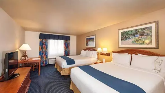 Holiday Inn Express Hotel & Suites - Paso Robles | Kaliforniya - San Luis Obispo (ve civarı) - Paso Robles