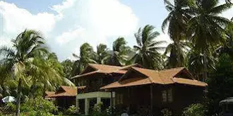 D'coconut Island Resort