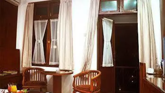 Ahadiat Hotel and Bungalow | West Java - Bandung (ve civarı) - Bandung