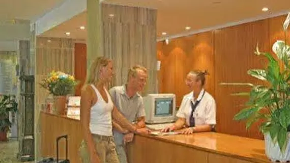 Fiesta Hotel Cala Nova | Balearic Adaları - İbiza Adası - Santa Eulalia del Rio - Es Canar