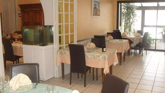 Hôtel Restaurant Vuillot | Bourgogne-Franche-Comte - Saone-et-Loire (bölge) - Cuiseaux