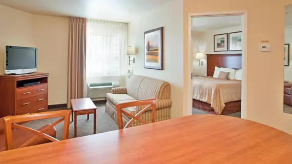 Candlewood Suites Springfield South | Missouri - Springfield (ve civarı) - Springfield