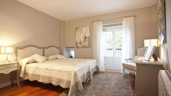 Apartamentos Cruceiro do Galo | Galicia - La Coruna (vilayet) - Santiago de Compostela