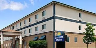 Days Inn & Suites Romeoville