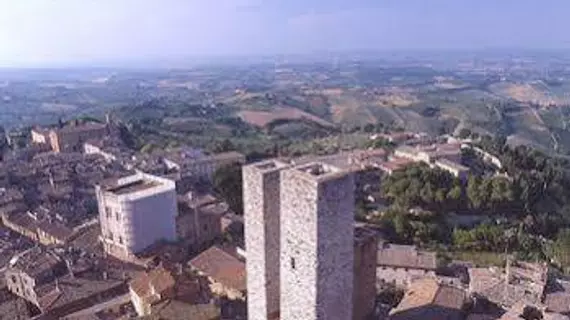 Torre Di San Gimignano | Toskana - Siena (vilayet) - San Gimignano - San Gimignano Kent Merkezi