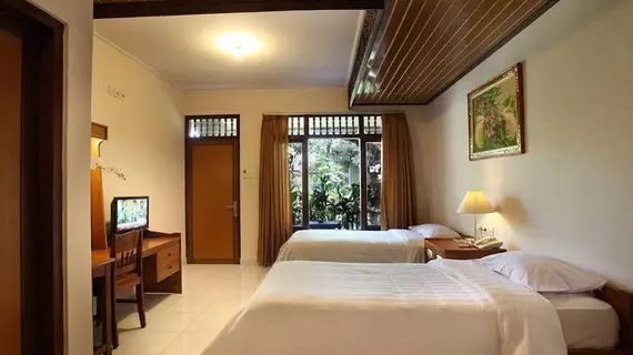 Matahari Bungalow | Bali - Kuta - Legian Kent Merkezi