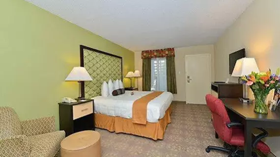 Red Roof Inn & Suites Addison | Teksas - Dallas (ve civarı) - Addison