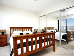 Astra Apartments - Docklands