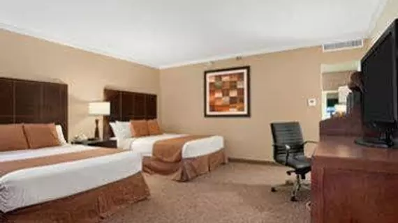 RAMADA BURBANK AIRPORT | Kaliforniya - Los Angeles County - Burbank