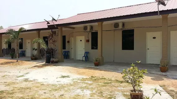 Pemandangan Indah Guest House | Kedah - Langkawi