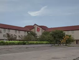 Red Roof Inn San Antonio - SeaWorld/Northwest | Teksas - San Antonio (ve civarı) - San Antonio - Batı San Antonio