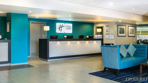 Holiday Inn Express Manchester Airport | Manchester (ve civarı) - Trafford - Altrincham