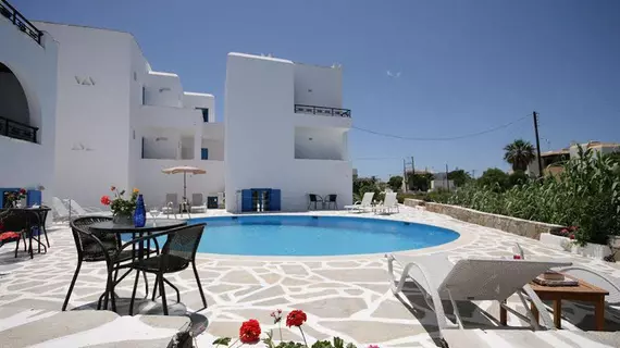 Sunny Beach Studios | Ege Adaları - Naxos