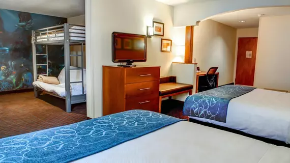 Comfort Suites Stevensville | Michigan - Benton Harbor (ve civarı) - Stevensville