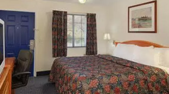 Days Inn Lawrence | Kansas - Topeka (ve civarı) - Lawrence