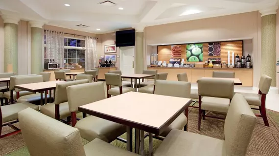 La Quinta Inn & Suites Denver Southwest Lakewood | Kolorado - Denver (ve civarı) - Lakewood