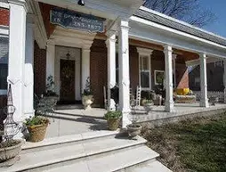 Market Street Inn Bed and Breakfast | Indiana - Jeffersonville - Clarksville (ve civarı) - Jeffersonville