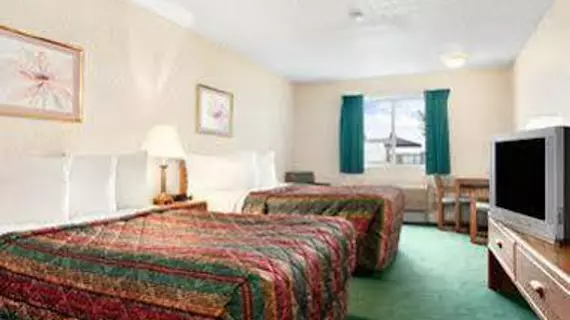 Howard Johnson Inn West Fargo | Kuzey Dakota - Fargo (ve civarı) - West Fargo