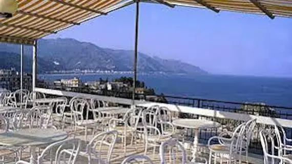 VILLA BIANCA RESORT | Sicilya - Messina (vilayet) - Taormina Sahili - Taormina - Mazzaro