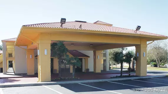 La Quinta Inn Savannah I-95 | Georgia - Savannah (ve civarı) - Savana