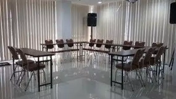 Evora Hotel | Doğu Cava - Surabaya - Gubeng