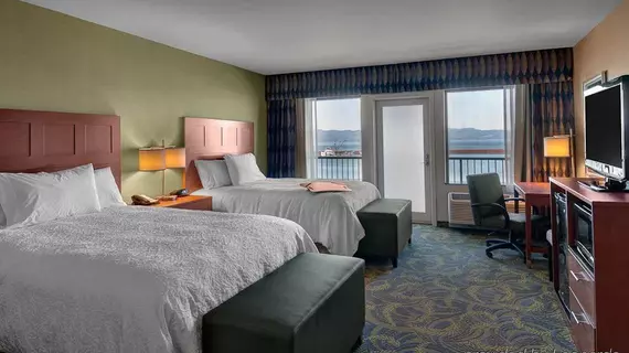 Hampton Inn & Suites Astoria | Oregon - Oregon Coast - Astoria